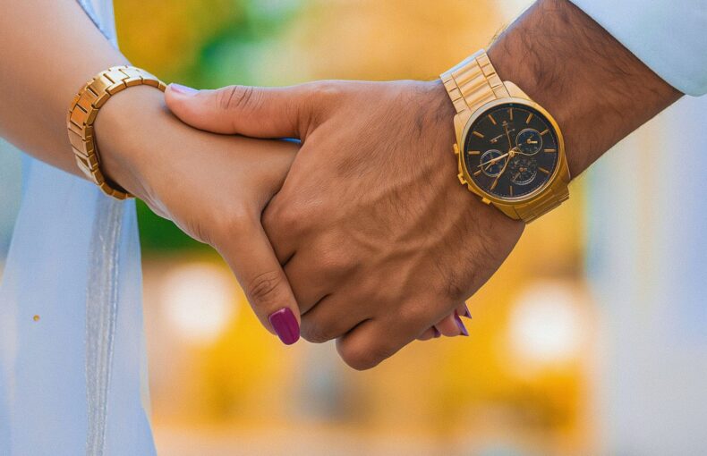 What Hand Does Your Watch Go On